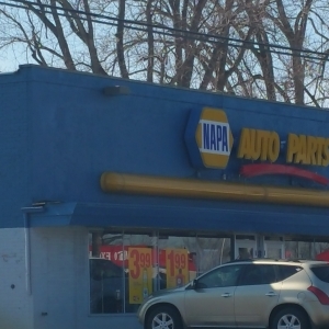 NAPA Auto Parts In Waukegan